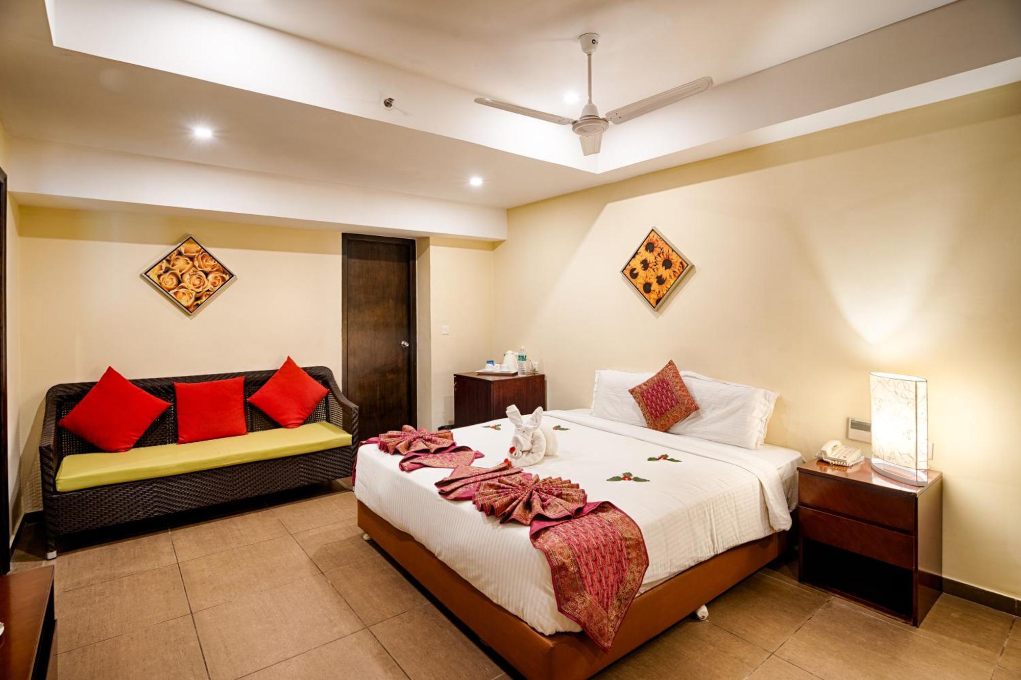 Grand Serenaa Hotel & Resorts, Auroville Exterior photo