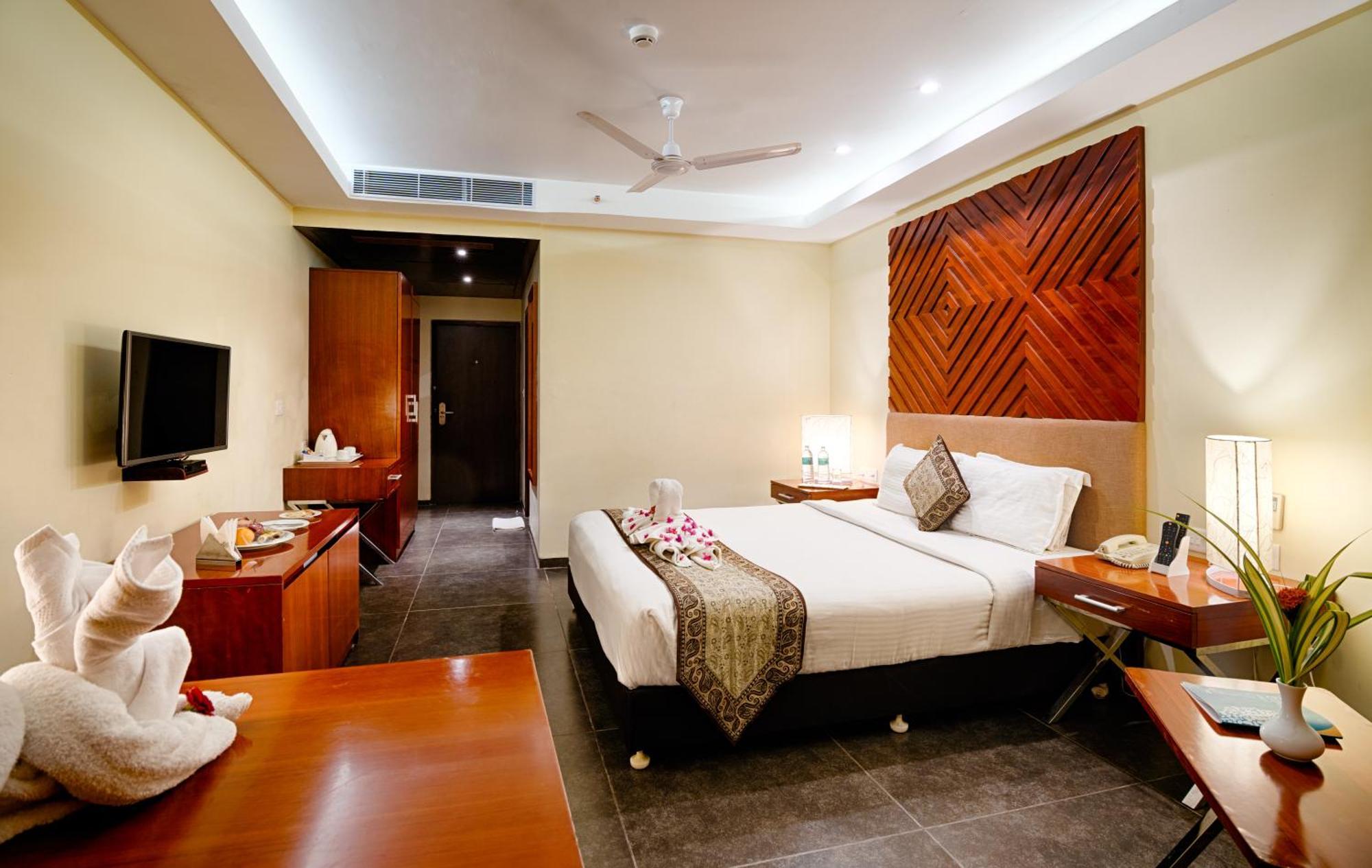 Grand Serenaa Hotel & Resorts, Auroville Exterior photo