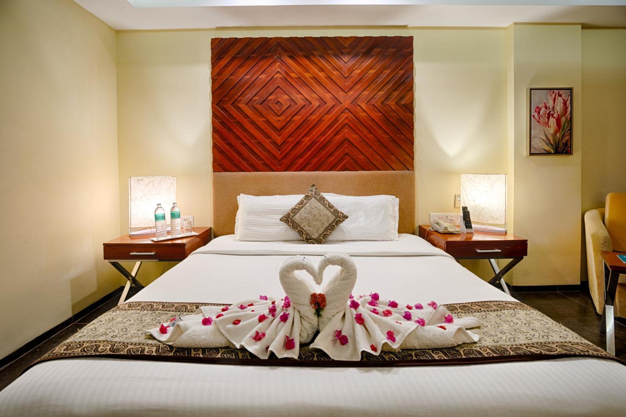 Grand Serenaa Hotel & Resorts, Auroville Exterior photo