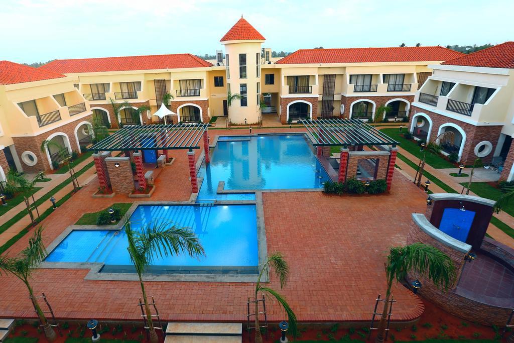 Grand Serenaa Hotel & Resorts, Auroville Exterior photo