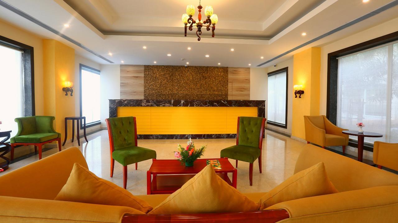 Grand Serenaa Hotel & Resorts, Auroville Exterior photo