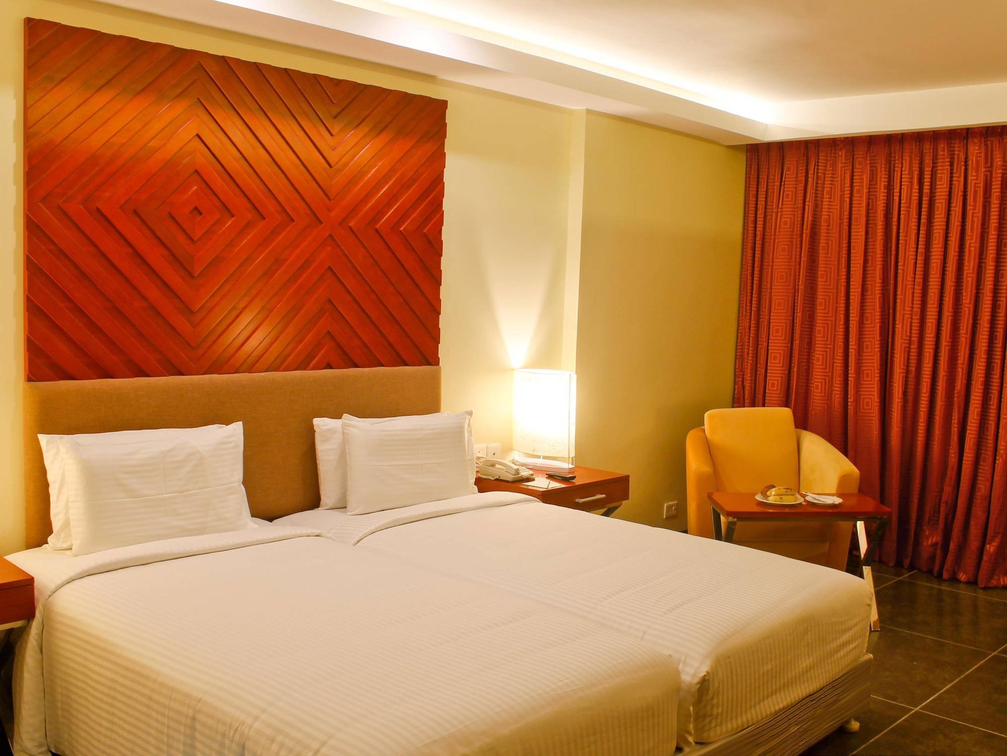Grand Serenaa Hotel & Resorts, Auroville Exterior photo